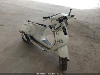  Salvage Vespa M198f