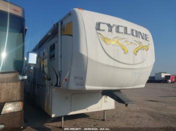  Salvage Cyclone 5th Wheel Travel Trailer