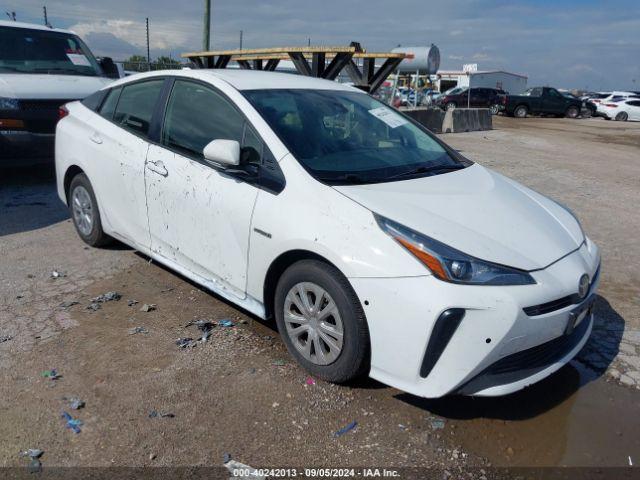  Salvage Toyota Prius