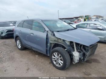  Salvage Kia Sorento