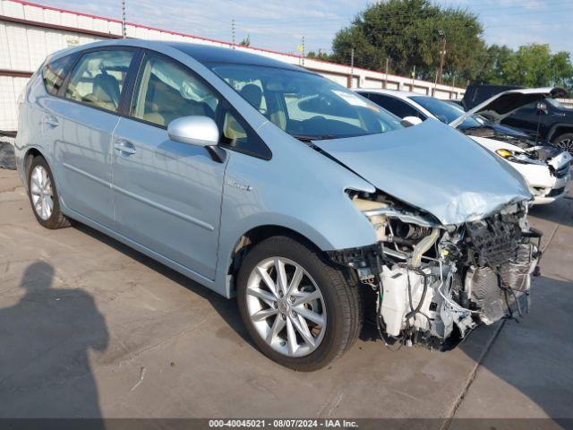  Salvage Toyota Prius v