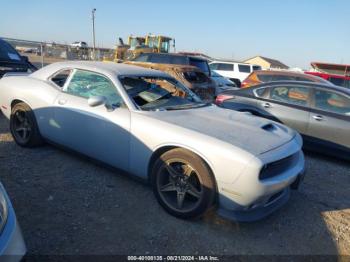  Salvage Dodge Challenger