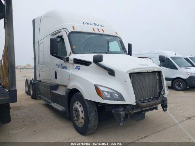  Salvage Freightliner New Cascadia 126