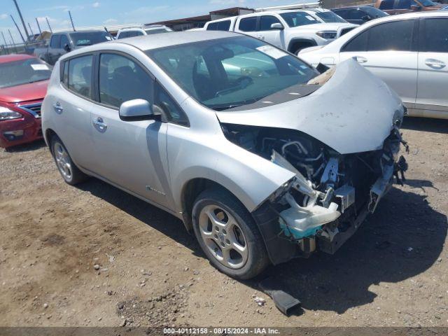  Salvage Nissan LEAF