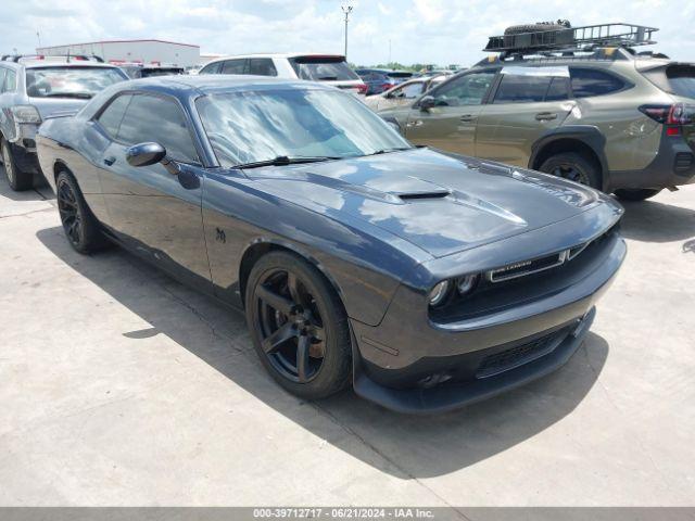  Salvage Dodge Challenger