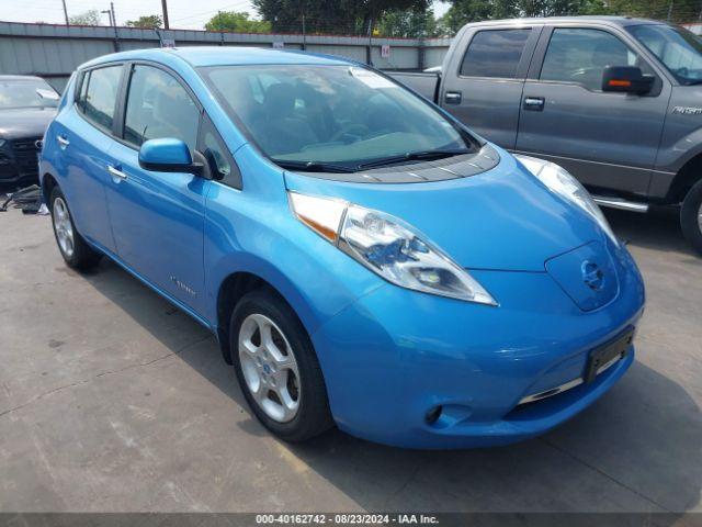  Salvage Nissan LEAF