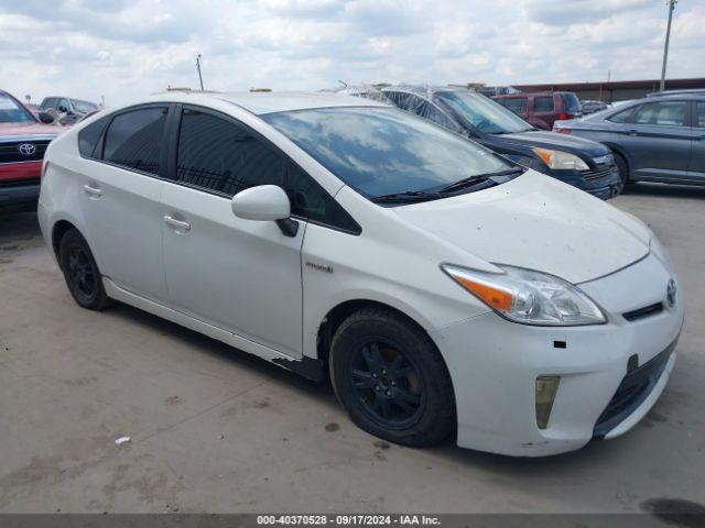  Salvage Toyota Prius