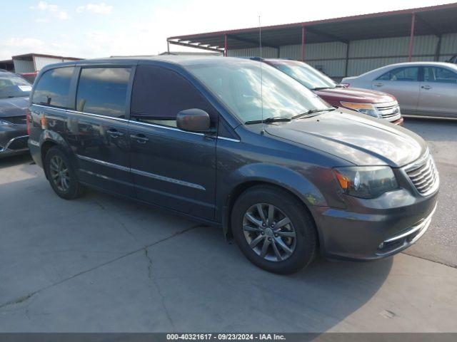  Salvage Chrysler Town & Country