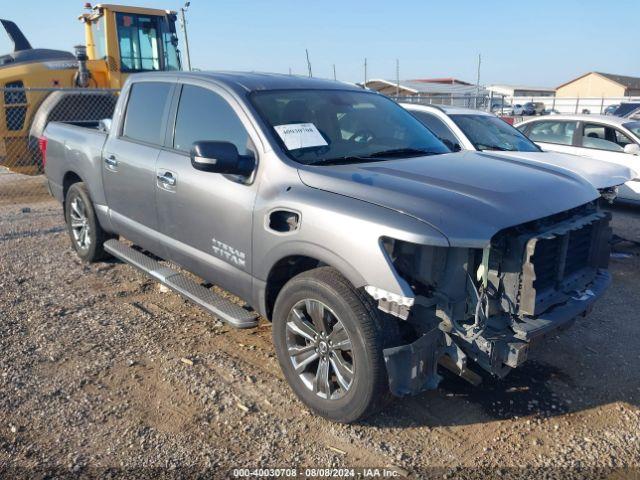  Salvage Nissan Titan