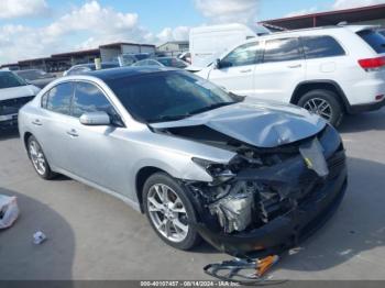  Salvage Nissan Maxima