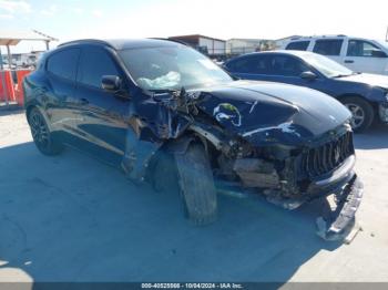  Salvage Maserati Levante