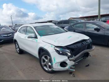  Salvage Mercedes-Benz GLA