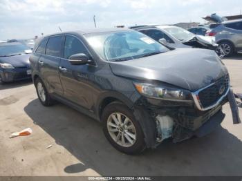  Salvage Kia Sorento