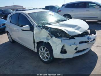  Salvage Toyota Prius c