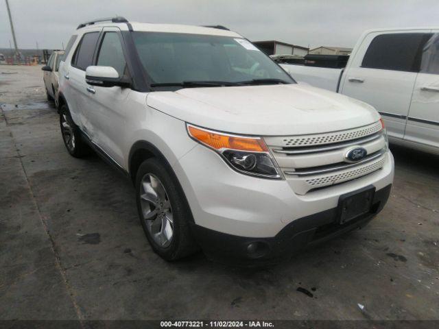  Salvage Ford Explorer