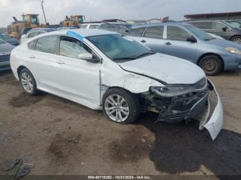  Salvage Chrysler 200