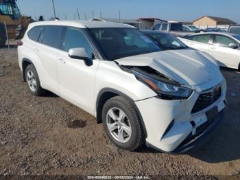  Salvage Toyota Highlander