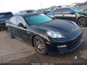  Salvage Porsche Panamera