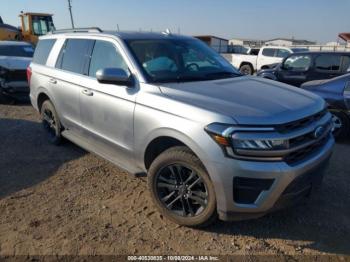  Salvage Ford Expedition