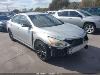  Salvage Nissan Altima