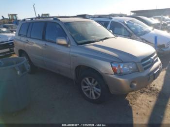  Salvage Toyota Highlander