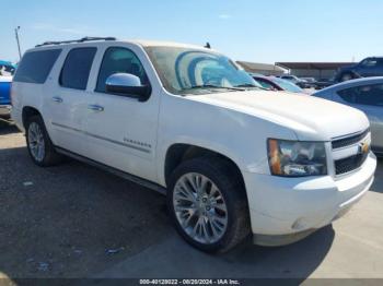  Salvage Chevrolet Suburban 1500