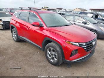  Salvage Hyundai TUCSON