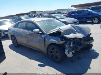  Salvage Hyundai ELANTRA