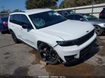  Salvage Jeep Grand Cherokee