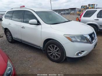  Salvage Nissan Pathfinder