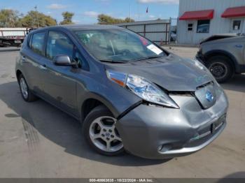  Salvage Nissan LEAF