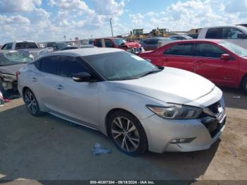  Salvage Nissan Maxima