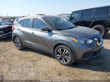  Salvage Nissan Kicks