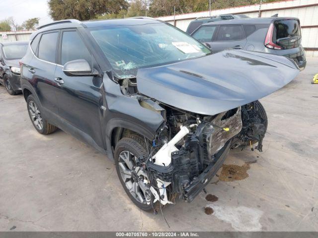  Salvage Kia Seltos