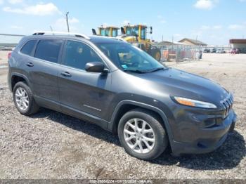  Salvage Jeep Cherokee