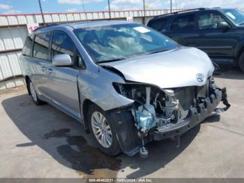  Salvage Toyota Sienna