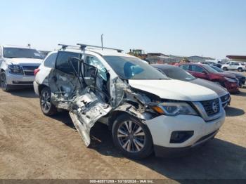  Salvage Nissan Pathfinder