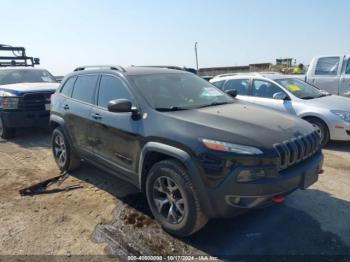  Salvage Jeep Cherokee