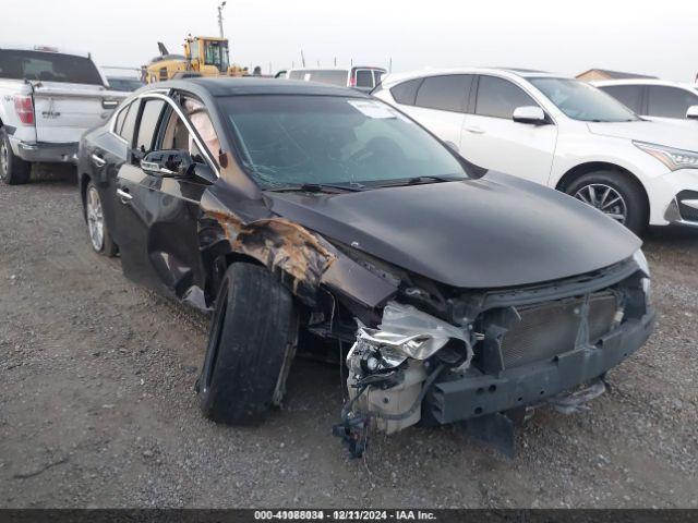  Salvage Nissan Maxima