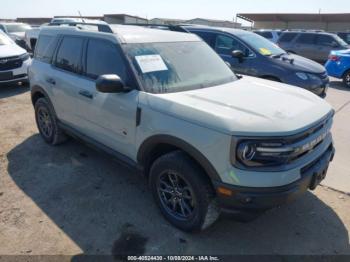  Salvage Ford Bronco