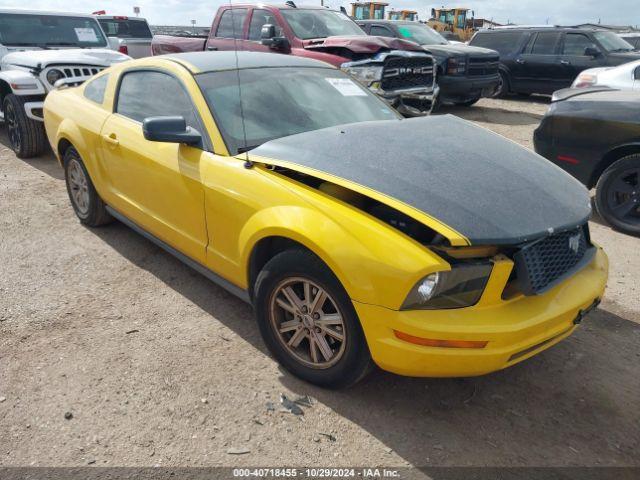  Salvage Ford Mustang