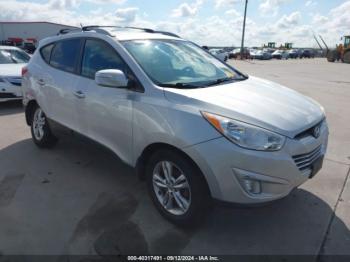  Salvage Hyundai TUCSON