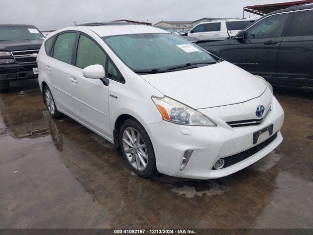  Salvage Toyota Prius v