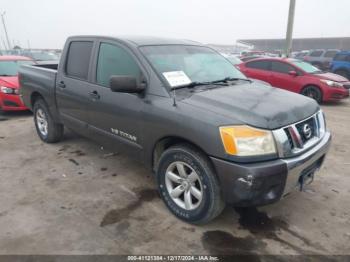  Salvage Nissan Titan