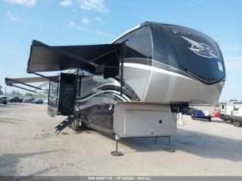  Salvage Jayco Pinnacle Fifth Wheel