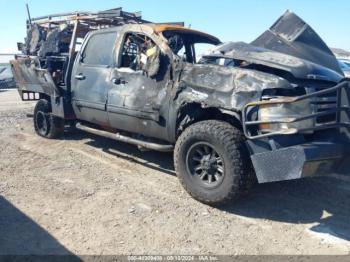  Salvage Chevrolet Silverado 2500