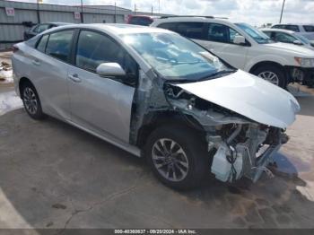  Salvage Toyota Prius