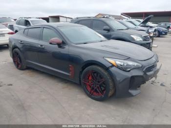  Salvage Kia Stinger