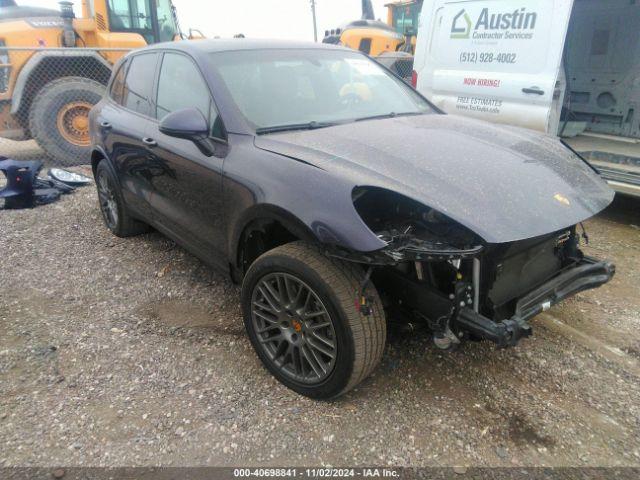  Salvage Porsche Cayenne