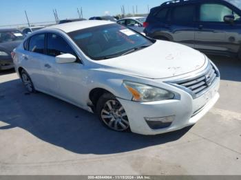  Salvage Nissan Altima